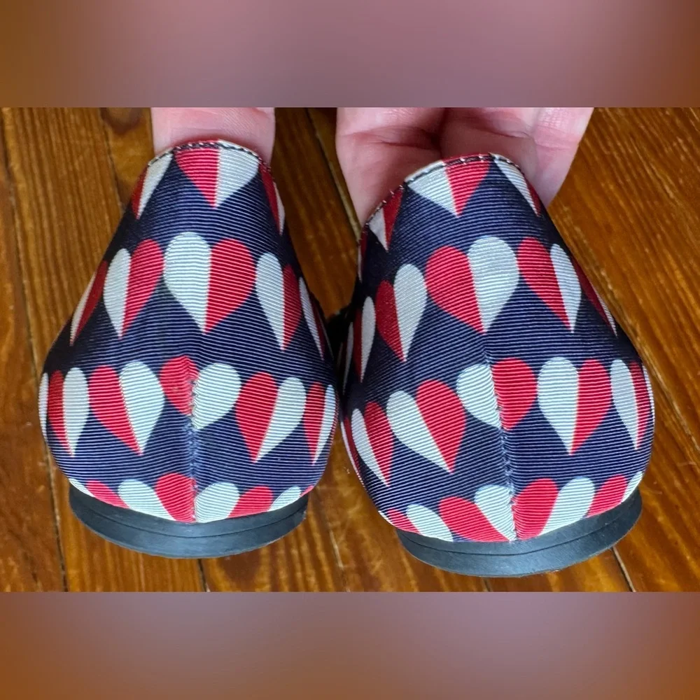 Nine West Heart Red/Blue/White Pointed Toe Flats - 7.5 - Picture 4 of 5